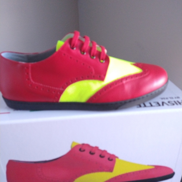 Luxury British Derby! main image 12